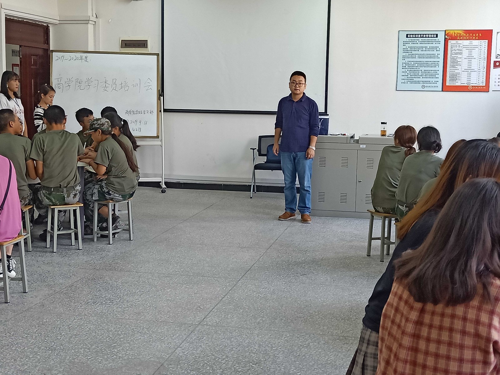 ecdc21277ff412dd06106af912b3a95.jpg